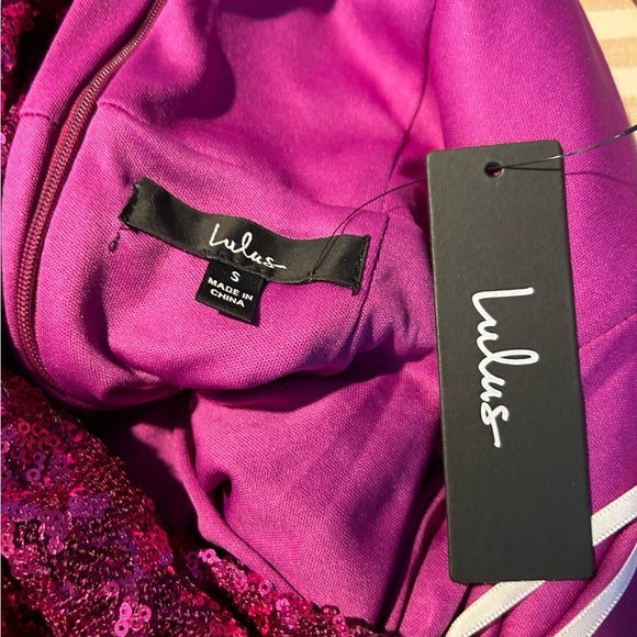 NWT Lulu's Hilaria Fuchsia Pink Sequin Halter Asymmetric Min Dress Size Small - Picture 9 of 12